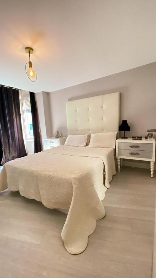 Penthouse Luxury Granada Apartment ภายนอก รูปภาพ