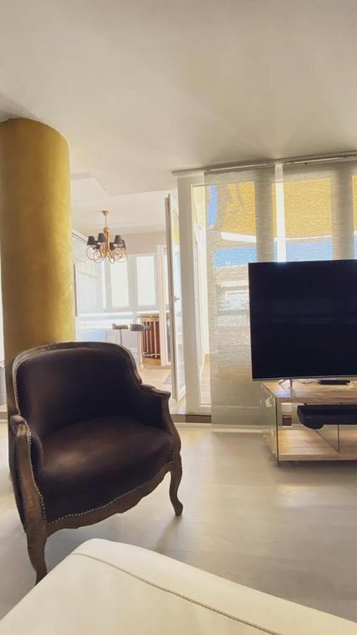 Penthouse Luxury Granada Apartment ภายนอก รูปภาพ