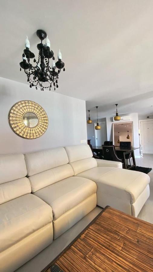 Penthouse Luxury Granada Apartment ภายนอก รูปภาพ